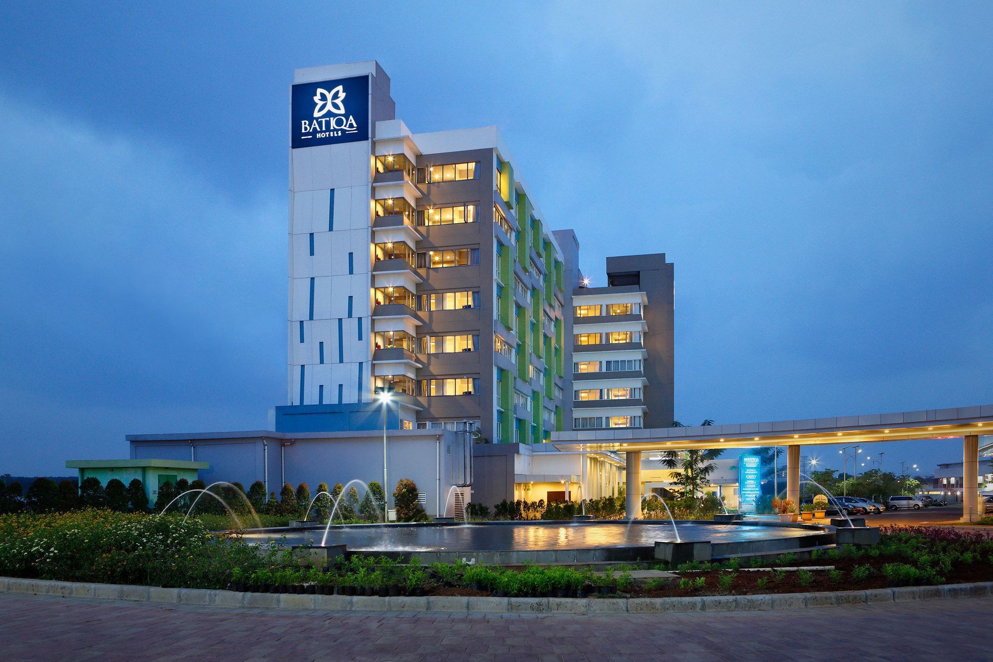 Batiqa Hotel & Apartments Karawang Eksteriør billede