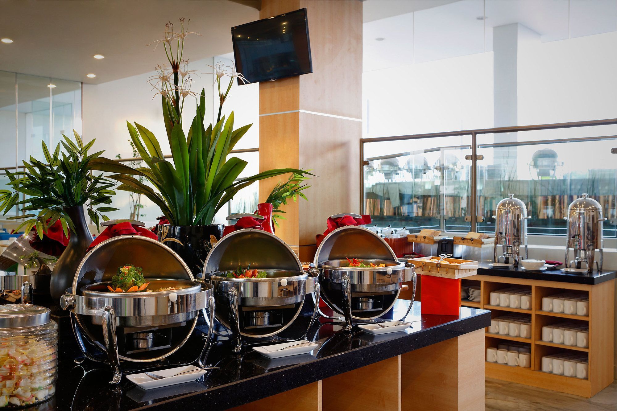 Batiqa Hotel & Apartments Karawang Eksteriør billede
