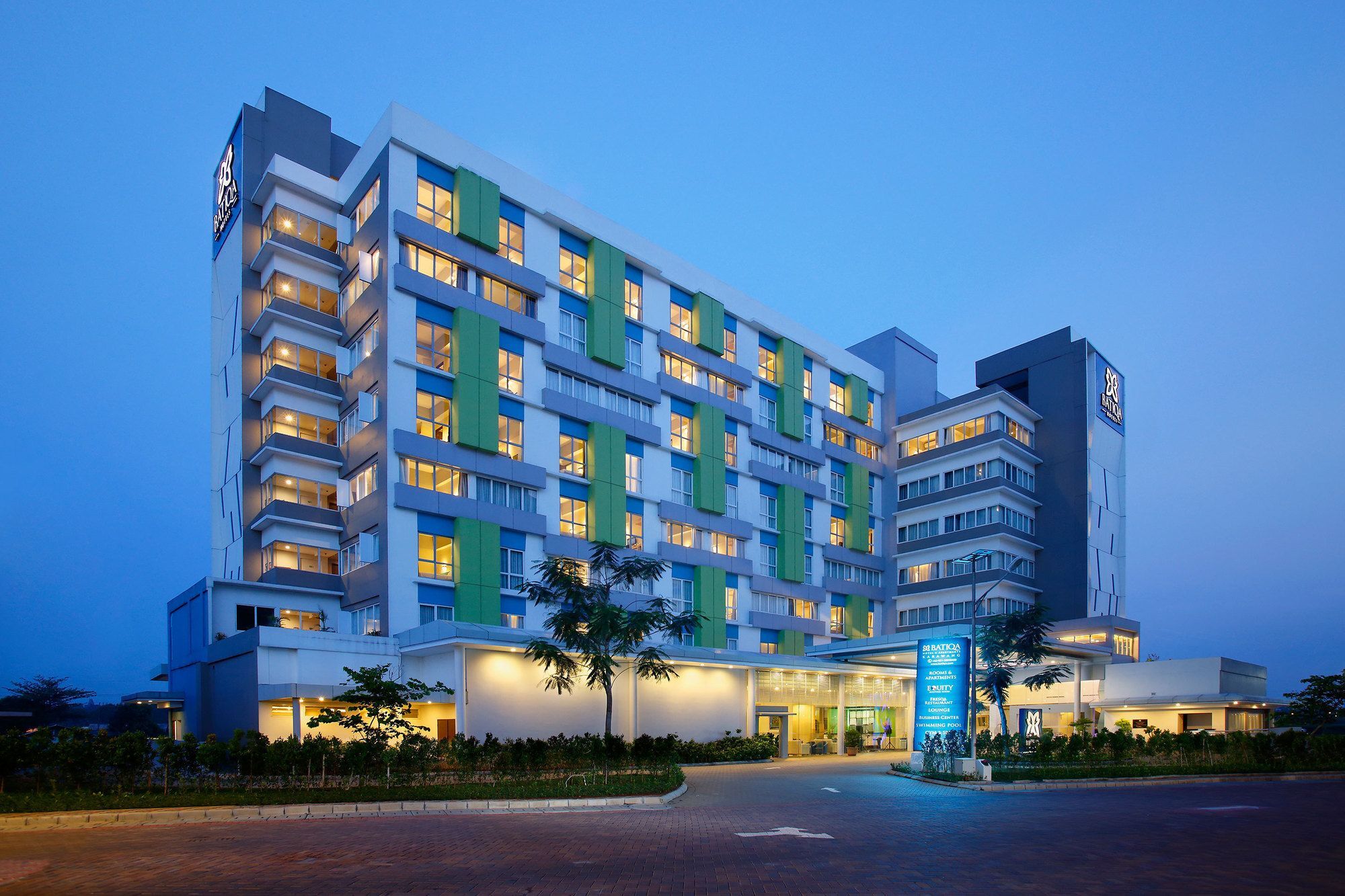 Batiqa Hotel & Apartments Karawang Eksteriør billede